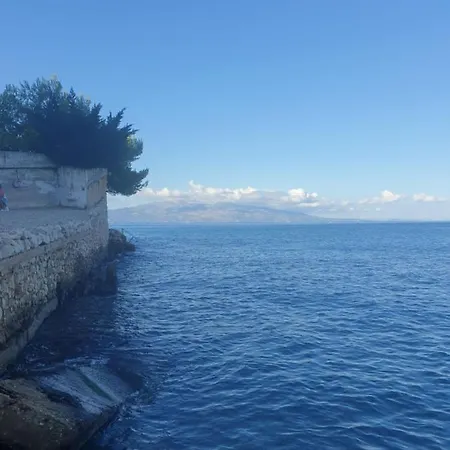 Azzurra Experience * Saranda
