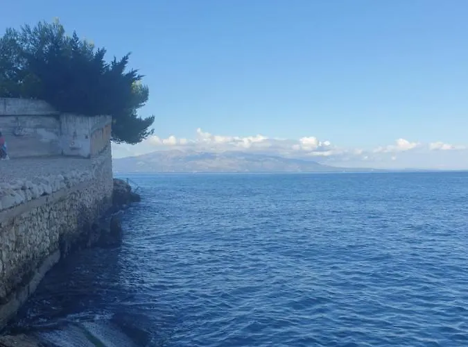 Azzurra Experience * Saranda